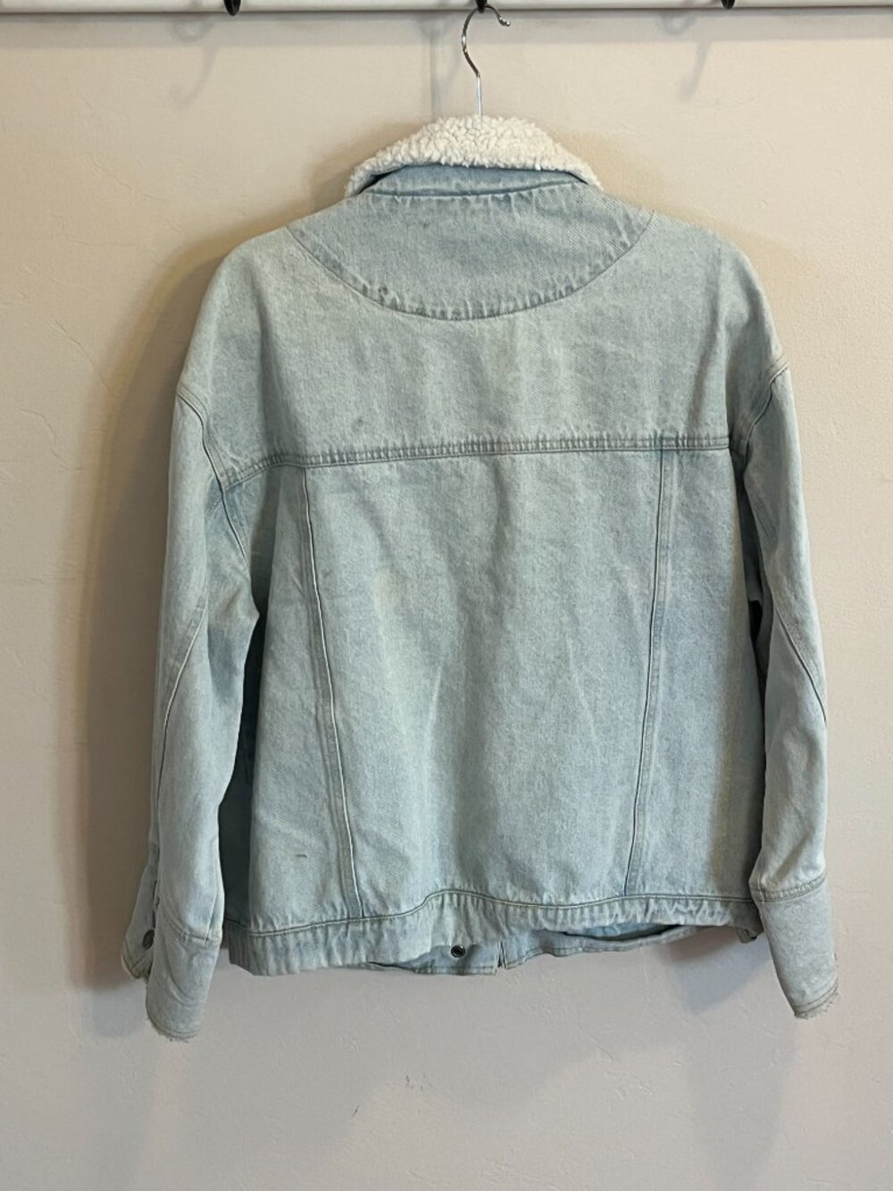 Jean Jacket - Picture 3 of 4